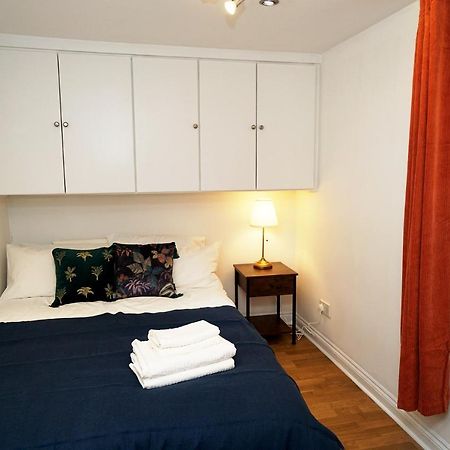 Cozy Retreat By Aresti Hotels London Eksteriør bilde